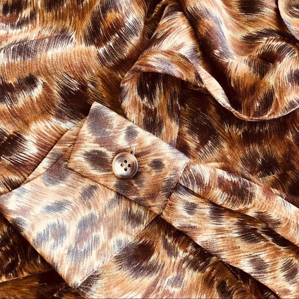 SOLD! Emanuel Ungaro Animal Print Silk Blouse - Picture 4 of 4